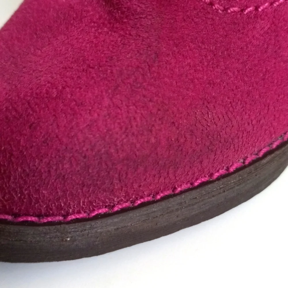 FUSCHIA & SILVER ROUGE COWBOY BOOTS